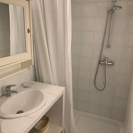 Apartment Au 10